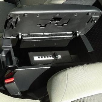 Titan Compact Vault center console Installation -1